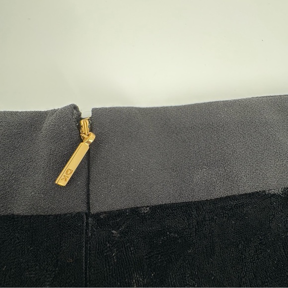 Donna Karan BlackLabel Black Pleated Midi Skirt with Lace and Velvet Detail - Picture 6 of 9